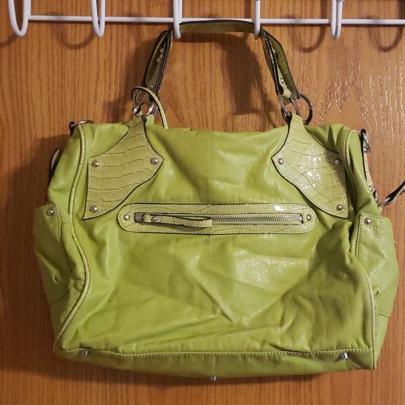 Guess purse - Picture 2 of 8